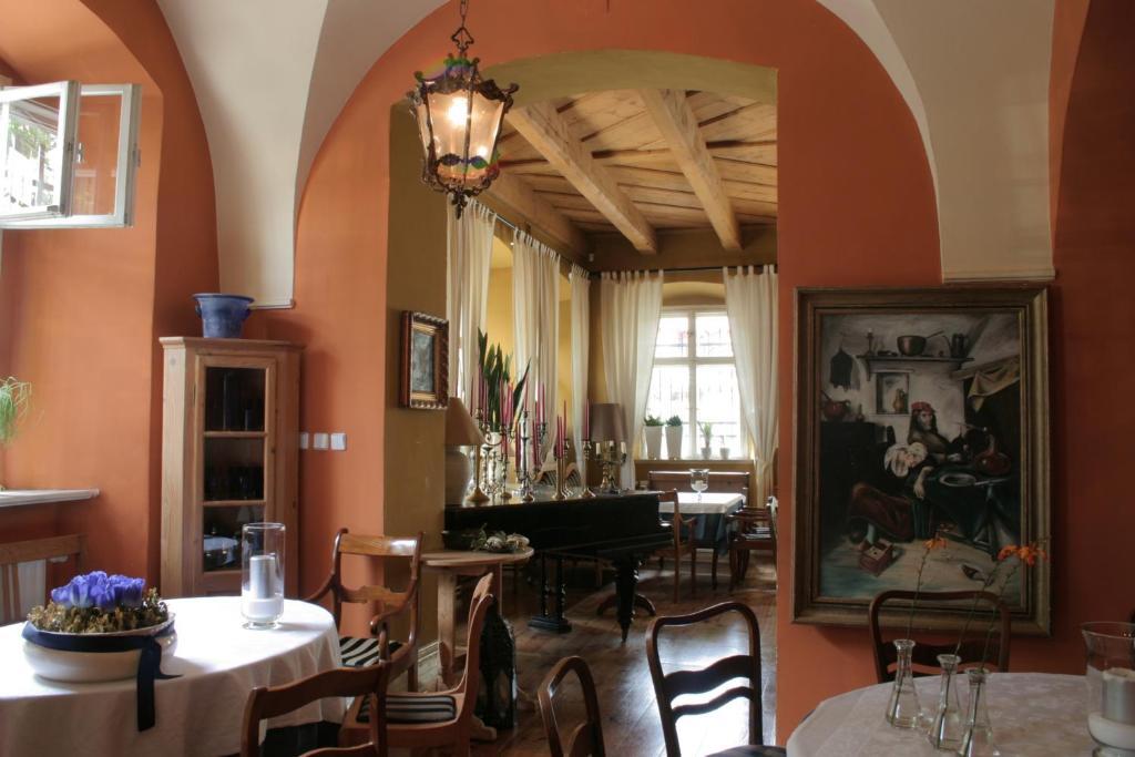 Palac Miejski 3*